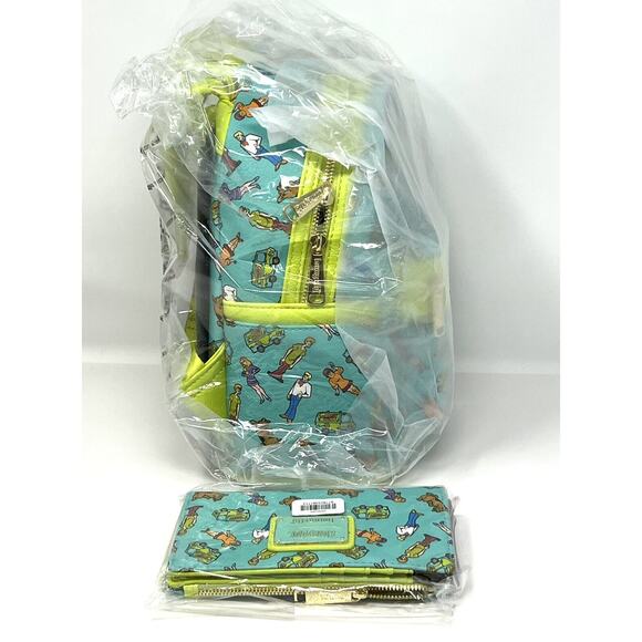 Loungefly Scooby Doo All Over Print Mini Backpack Wallet Matching SET NWT main image 7